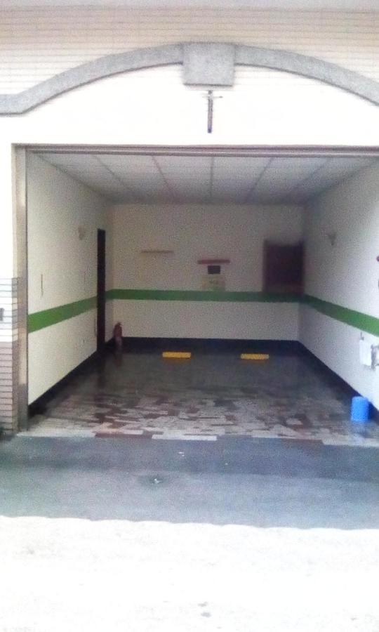Hua Xiang Motel - Fengshan 高雄市 エクステリア 写真